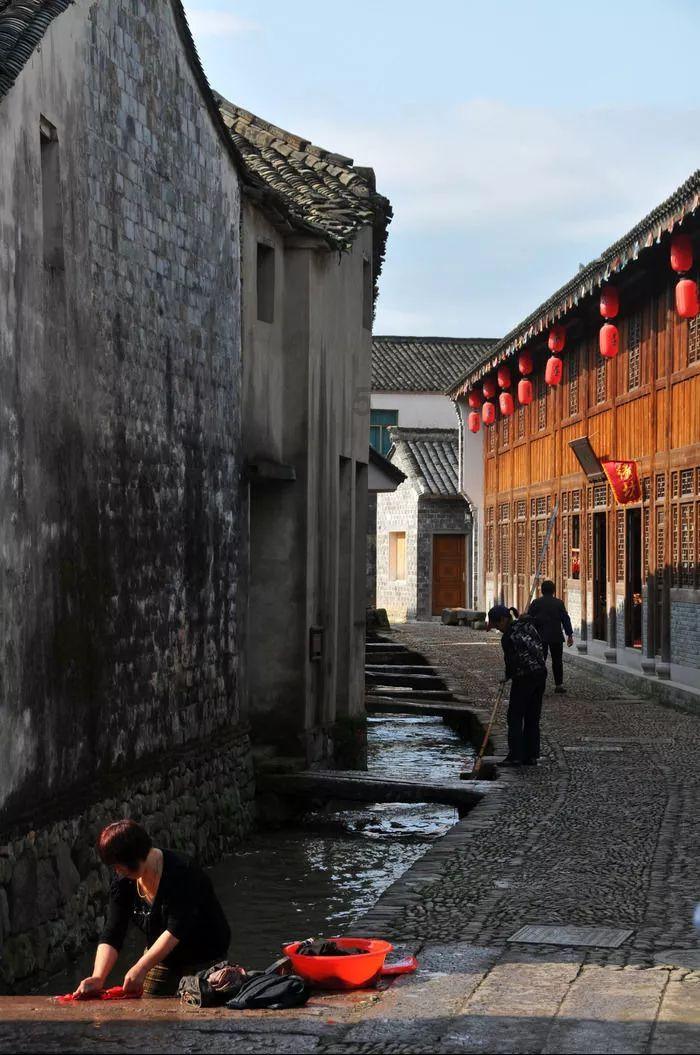 成毅袁冰妍避嫌好明显，他们为何要避嫌？游戏画面